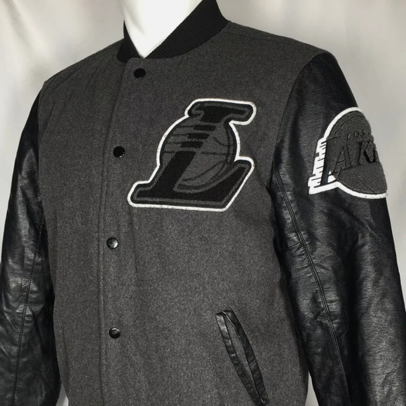 Vintage Lakers jacket - Picture 5 of 6